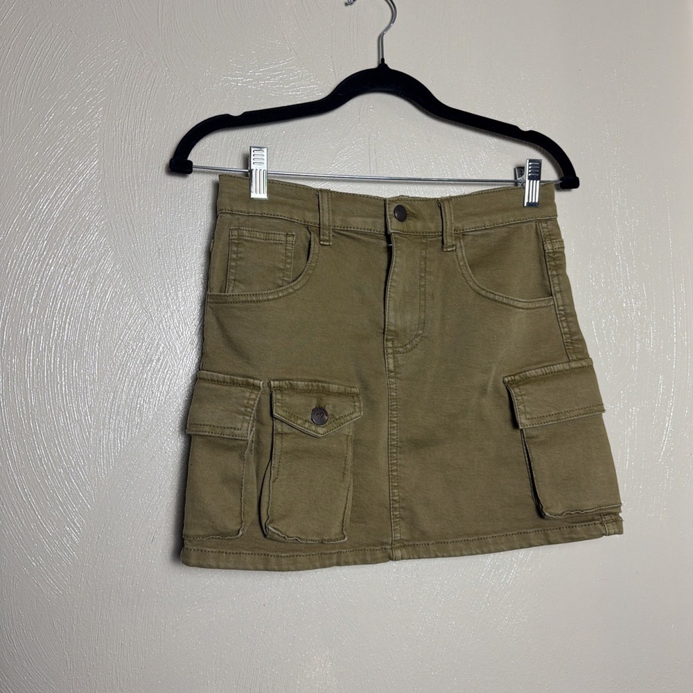 Love Trends Green Denim Cargo Skort Pockets Short Solid Zip Closure Size 3